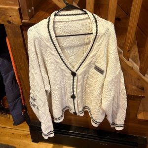 Taylor swift sweater
